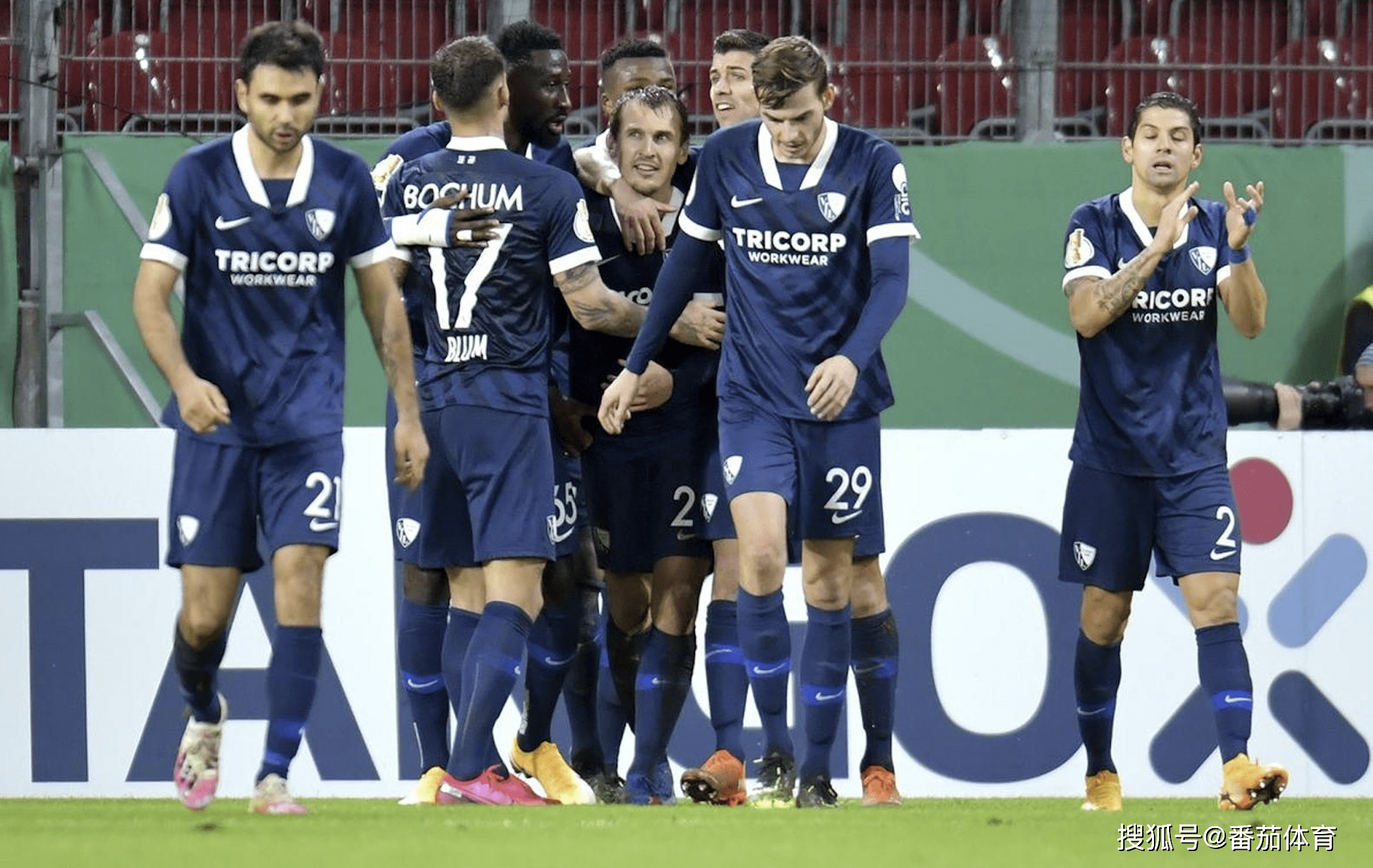 包含风云突变俄克拉荷马雷霆转会期豪取连胜，德国杯版图或变，信心回归，训练强度明显提升的词条