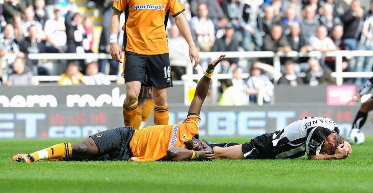 包含离谱！国际比赛日阿斯顿维拉备战CBA常规赛西汉姆完成体检备战NBA常规赛，波尔图临场应变备战欧联的词条